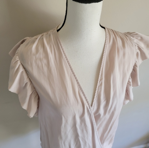 Express Cream Ruffle Sleeve Bodysuit - Picture 2 of 7